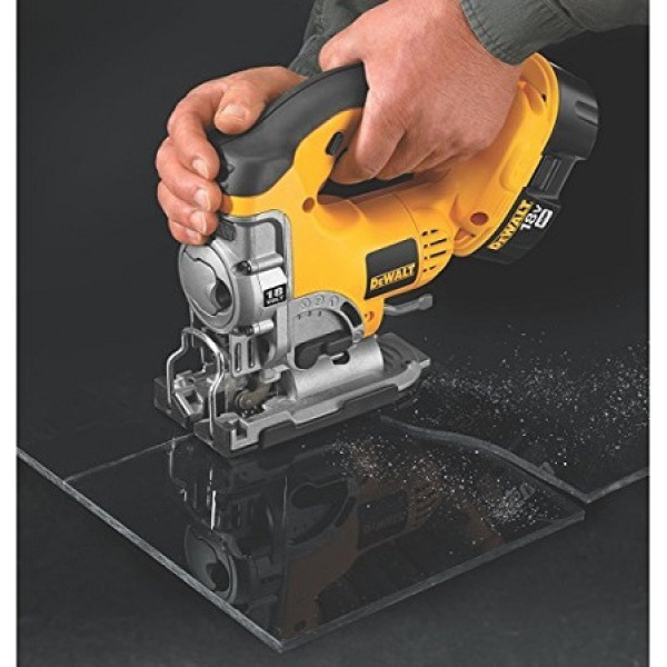 Dewalt Σέγα Μπαταρίας 18V XR Li on 400W Solo DCS331N 8